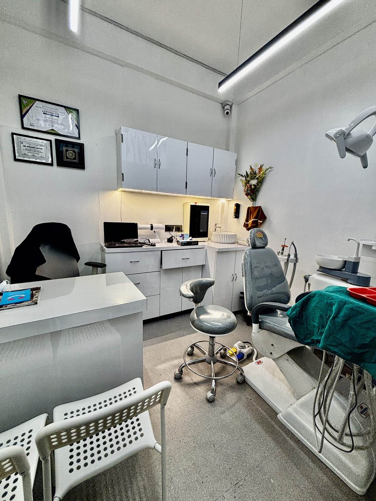 Treatment room at Smile Align Dental Care